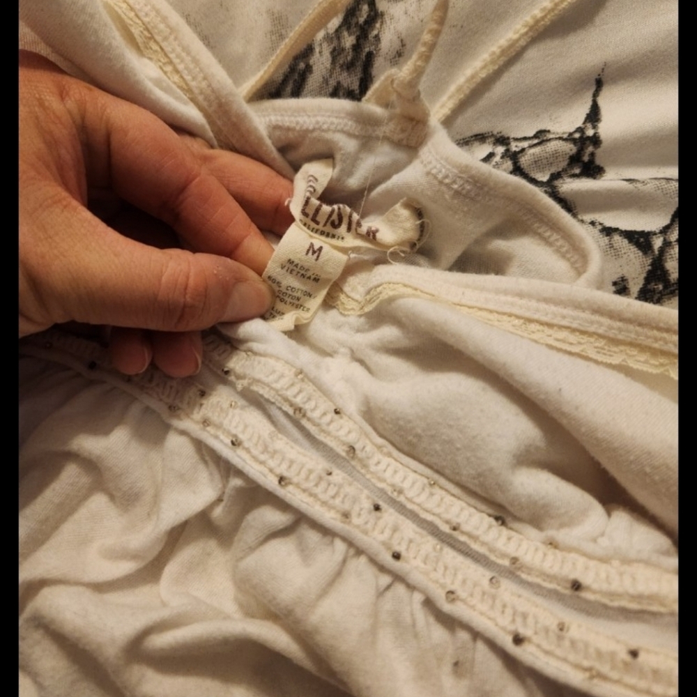 2 Y2K Hollister Peasant Tank Tops - Picture 6 of 6